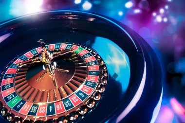 noli NetEnt slot games interface on mobile with Starburst and Gonzo's Quest