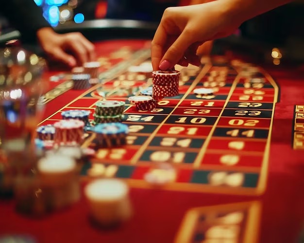 noli baccarat card values and hand totals reference